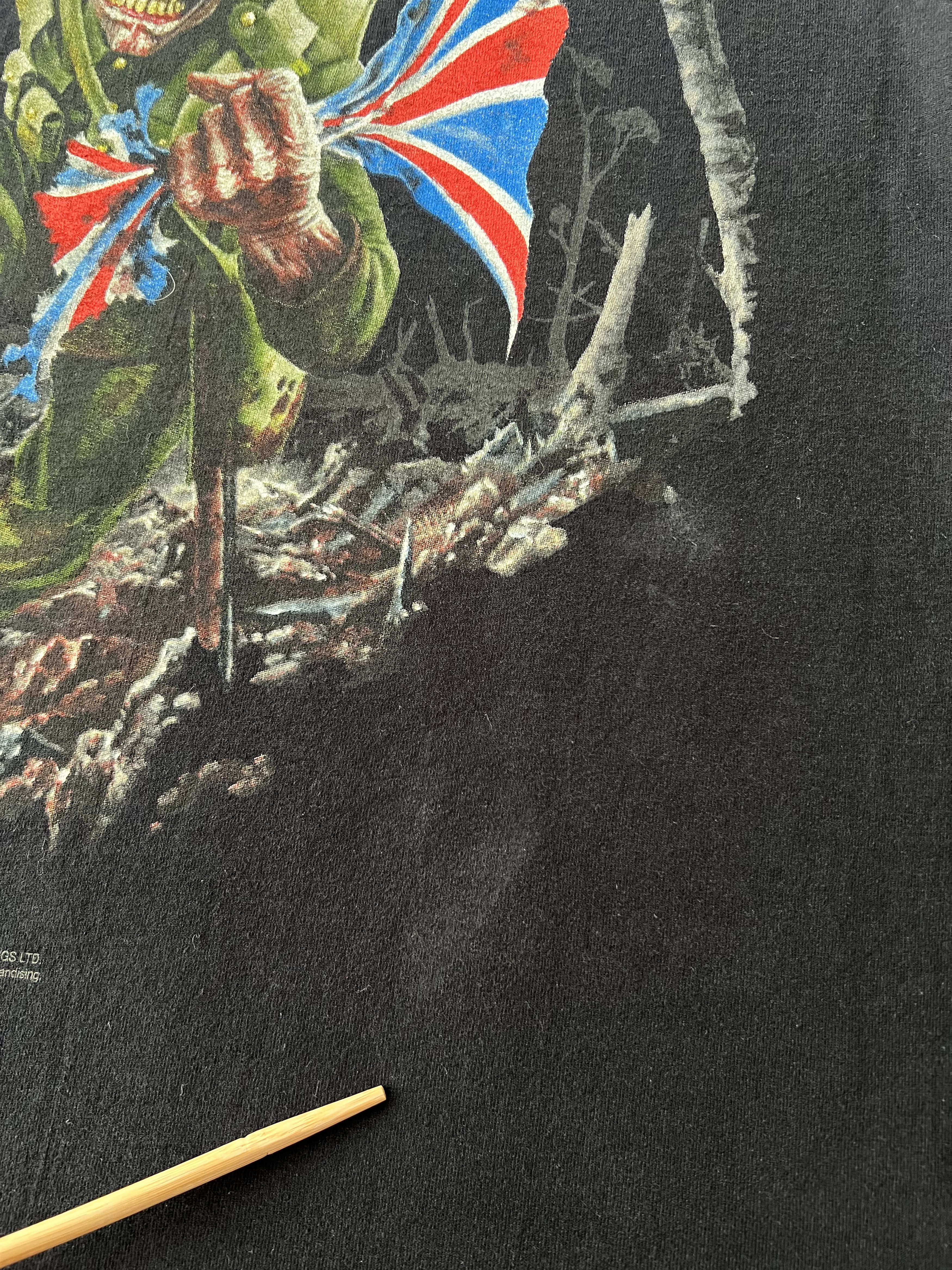 Band Tees Vintage 2006 Iron Maiden These Colours Don’t Run T-shirt Size US M / EU 48-50 / 2 - 8 Thumbnail