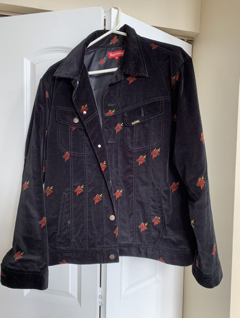Supreme SUPREME VELVET TRUCKER JACKET BLACK SACRED HEARTS XL FW17 Size US XL / EU 56 / 4 - 3 Thumbnail
