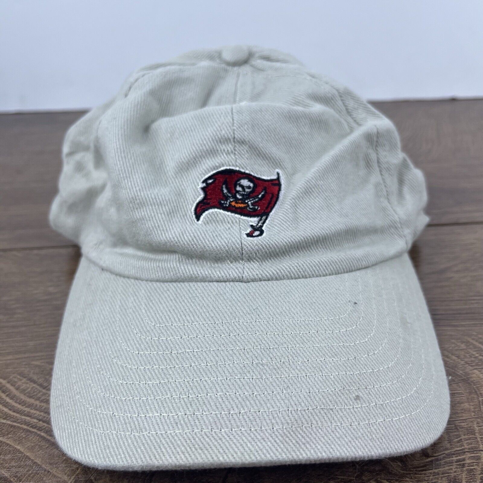Other Tampa Bay Buccaneers Hat Bucs Adjustable Hat Tan Hat Adjusta Size ONE SIZE - 2 Thumbnail
