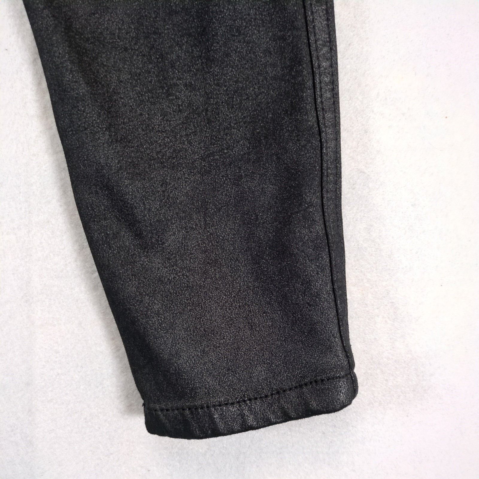 Free People We The Free People 26x28 Black Faux Suede Skinny Jeans Size 26" / US 2 / IT 38 - 6 Thumbnail