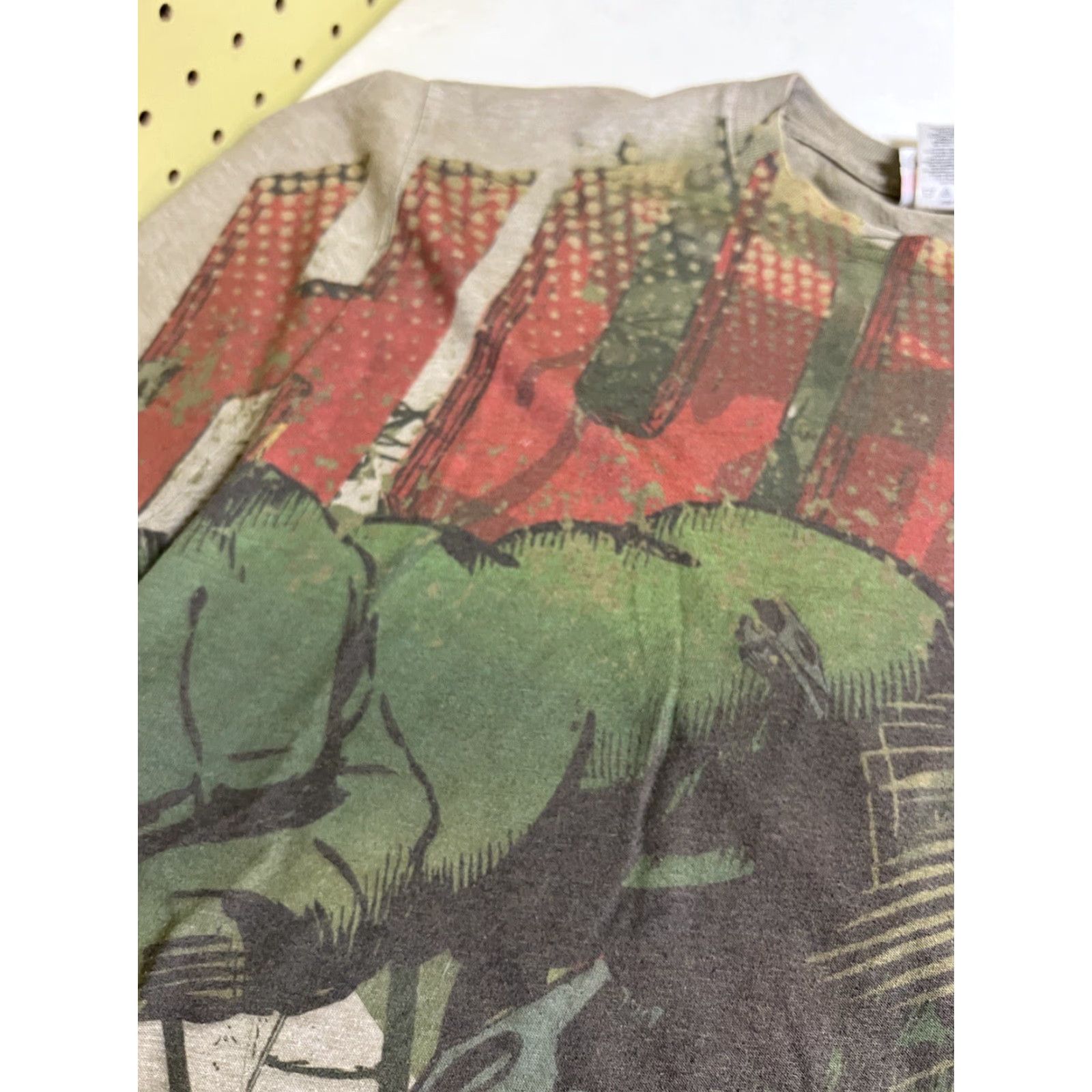 Vintage VINTAGE Marvel Comics Hulk AOP T-Shirt Size S Men's Green 2009 Comics Size US S / EU 44-46 / 1 - 3 Thumbnail