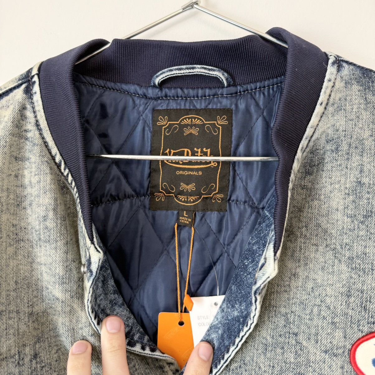 Von Dutch NWT Von Dutch Washed Denim Bomber Jacket Logo Patch Size US L / EU 52-54 / 3 - 6 Thumbnail