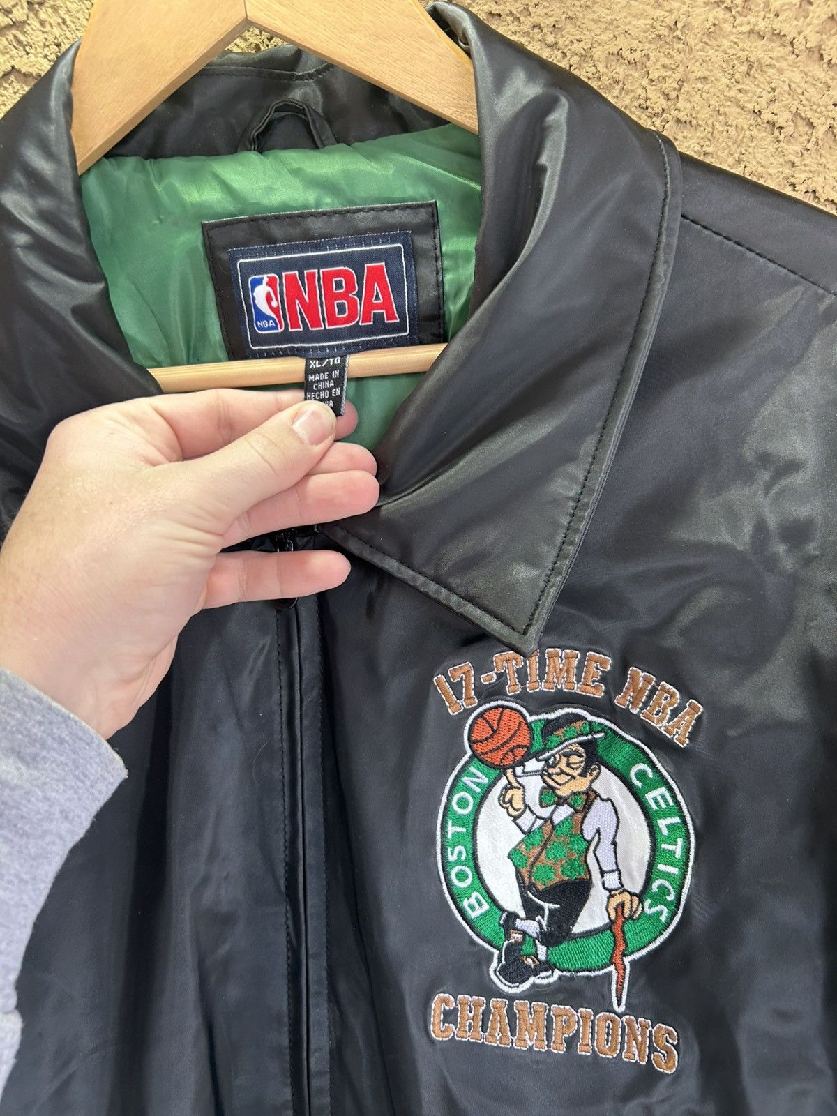 NBA × Vintage Vintage Boston Celtics Winter Jacket Size US XL / EU 56 / 4 - 2 Thumbnail