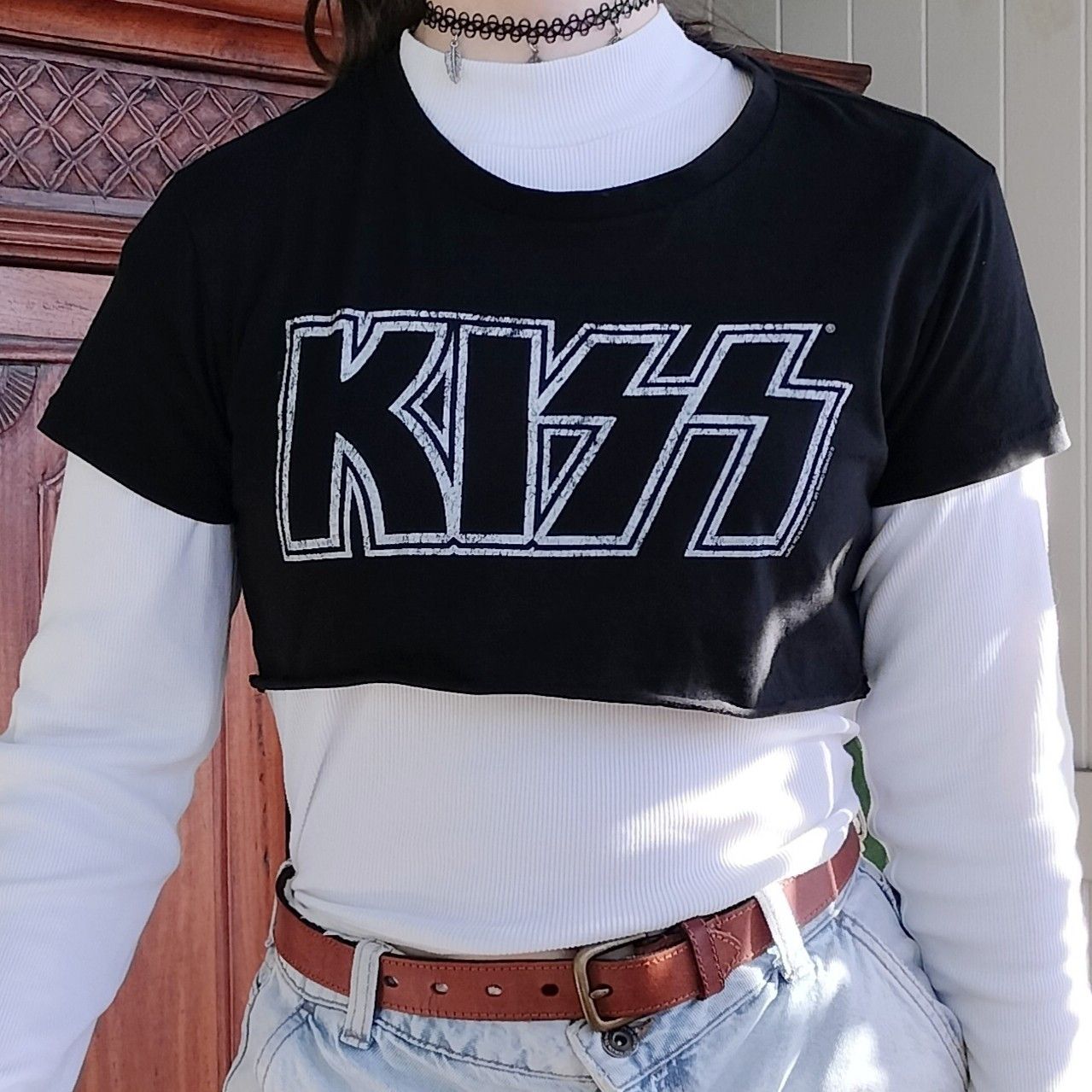 Designer Kiss Crop Top Tee Short Sleeve Reworked Upcycled Graphic Size M / US 6-8 / IT 42-44 - 1 Thumbnail