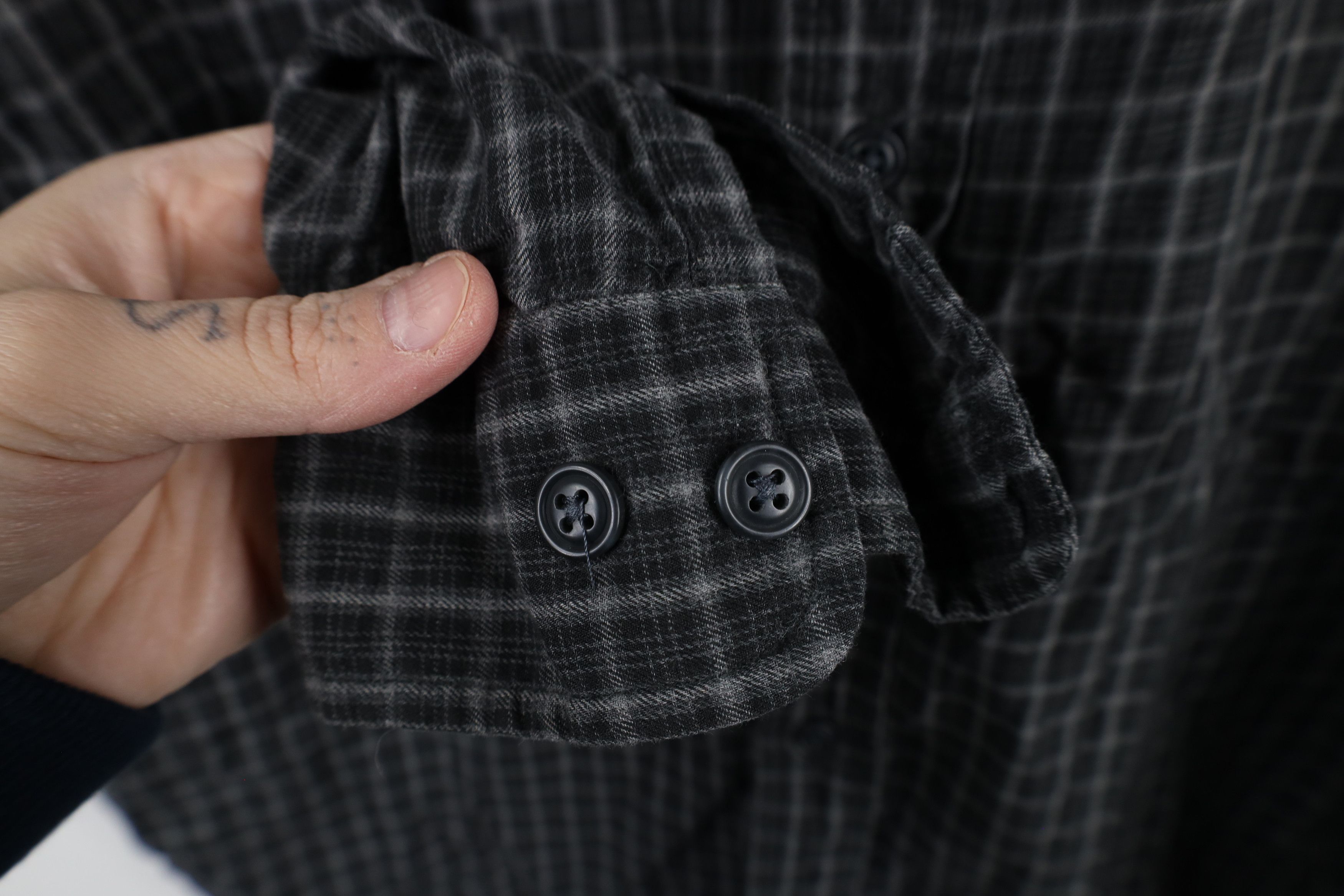 Eddie Bauer × Vintage Vintage 90s Eddie Bauer Lightweight Collared Button Shirt Size US L / EU 52-54 / 3 - 4 Thumbnail