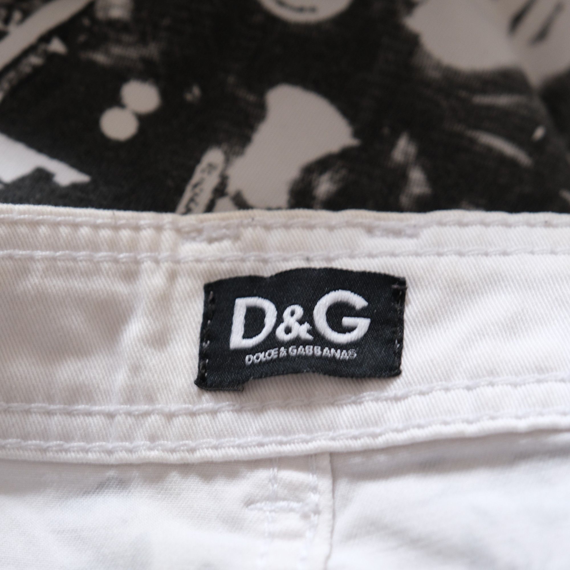 Dolce & Gabbana R Budd Dwyer Newspaper Print Pants Size 30" / US 8 / IT 44 - 7 Thumbnail