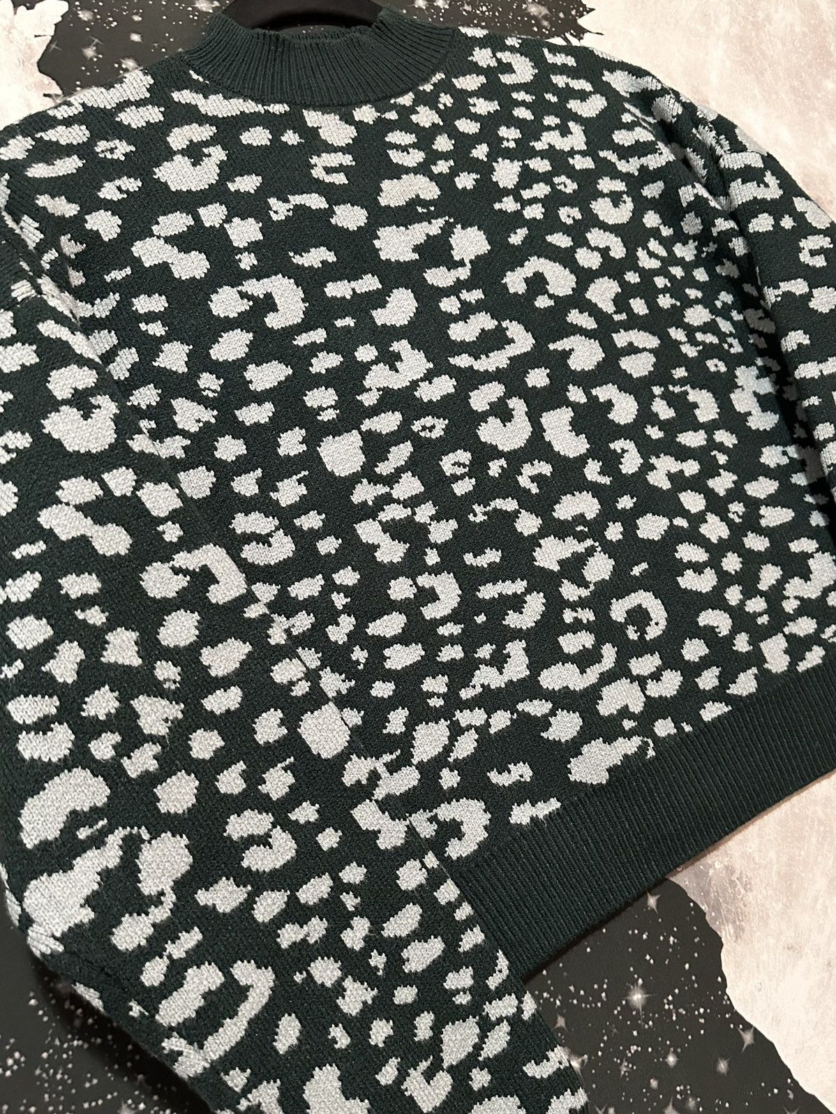 Forever 21 Forever 21+ Animal Leopard sweater Size XXL / US 16-18 / IT 52-54 - 3 Thumbnail