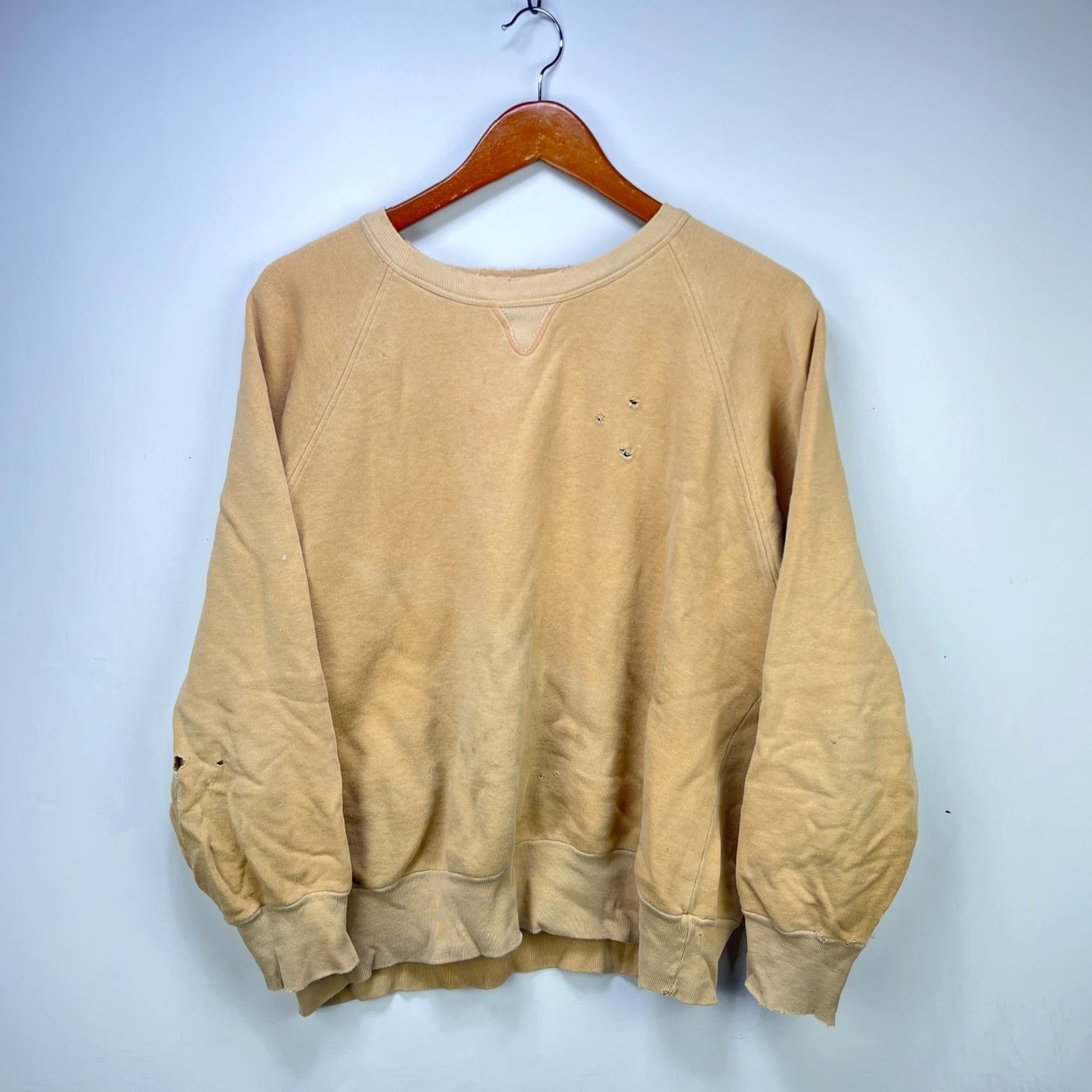 Thrasher VINTAGE 80s Sun Faded Raglan Sweatshirt M Beige Cotton Graphic Print Music 80s Pullover Men Raglan Crew Neck Long Sleeve Size US M / EU 48-50 / 2 - 2 Thumbnail