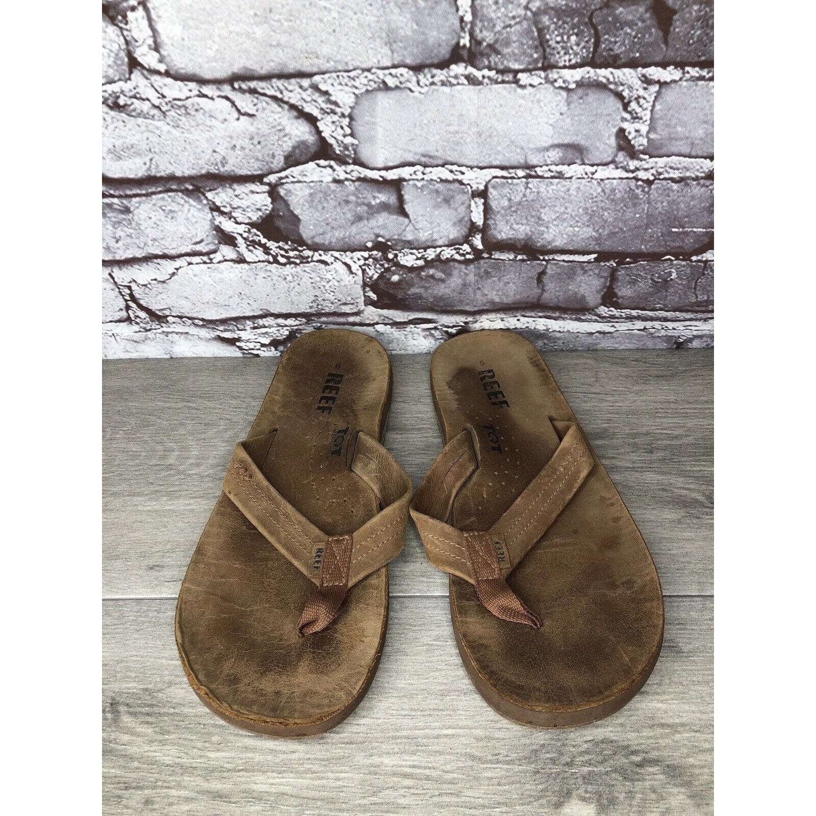 REEF Reef TQT Brown Leather Bottle Opener Beach Flip Flops Sandal Size US 9 / EU 42 - 13 Thumbnail