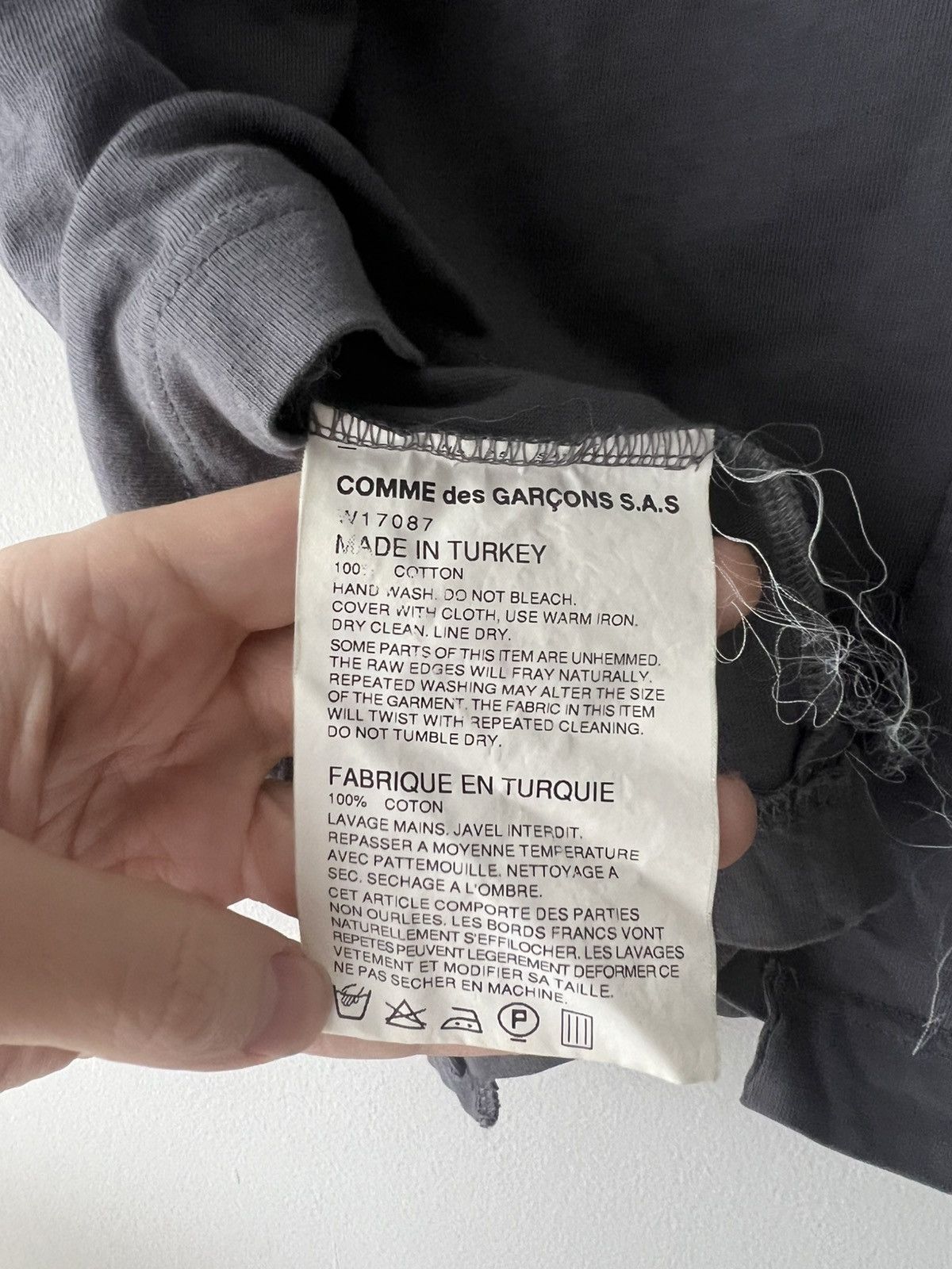 Comme des Garcons SHIRT Comme des Garçons SHIRT Grey Reconstructed Panel Pocket Tee Size US L / EU 52-54 / 3 - 8 Thumbnail