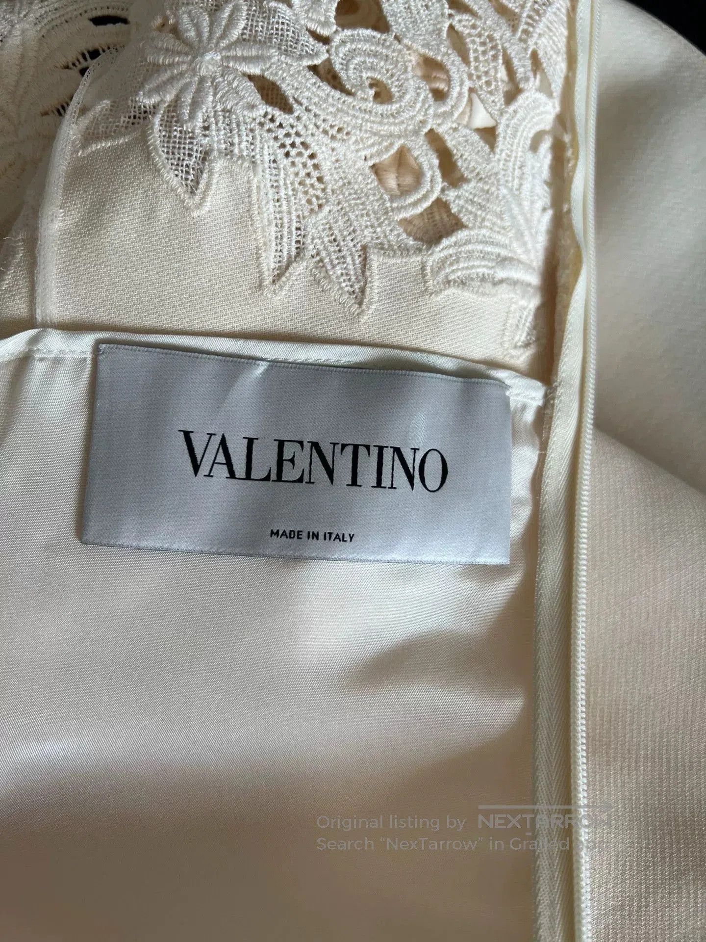 Valentino Valentino Beige Short. Size US M / EU 48-50 / 2 - 3 Thumbnail