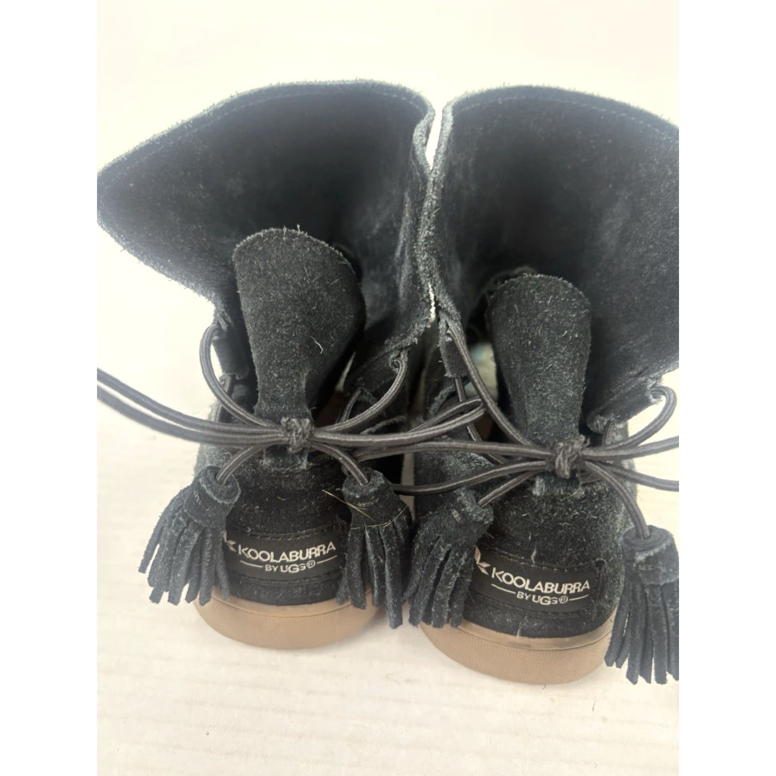 Vintage VINTAGE Koolaburra By Ugg Black Leather Ankle Booties Women Size 7 Casual Winter Fall Boots Size US 7 / IT 37 - 4 Thumbnail