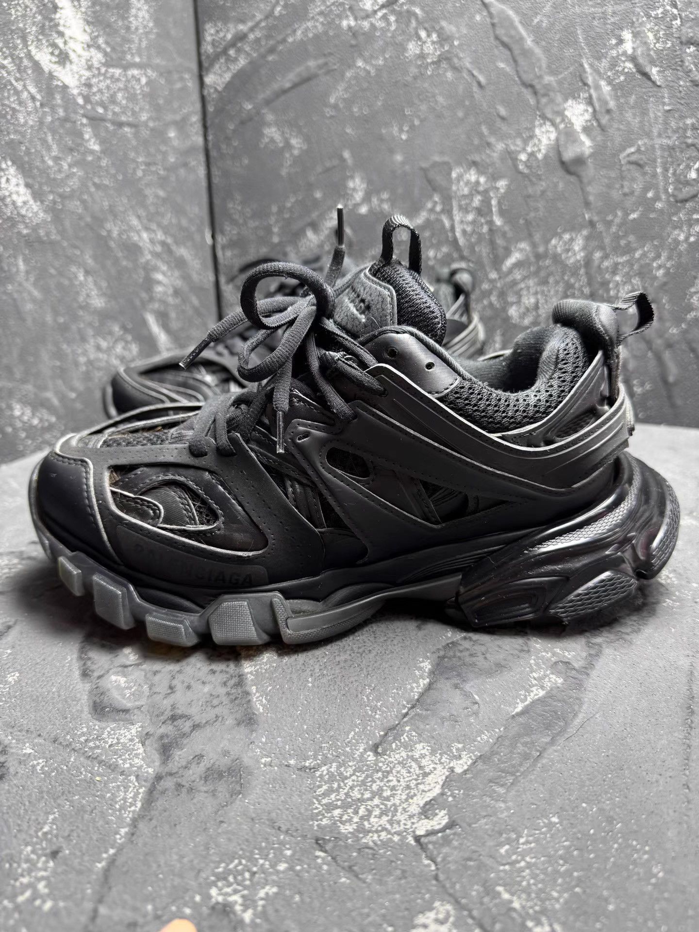 Balenciaga Balenciaga Track Black Warrior Q10 Size US 5 / EU 37 - 7 Thumbnail