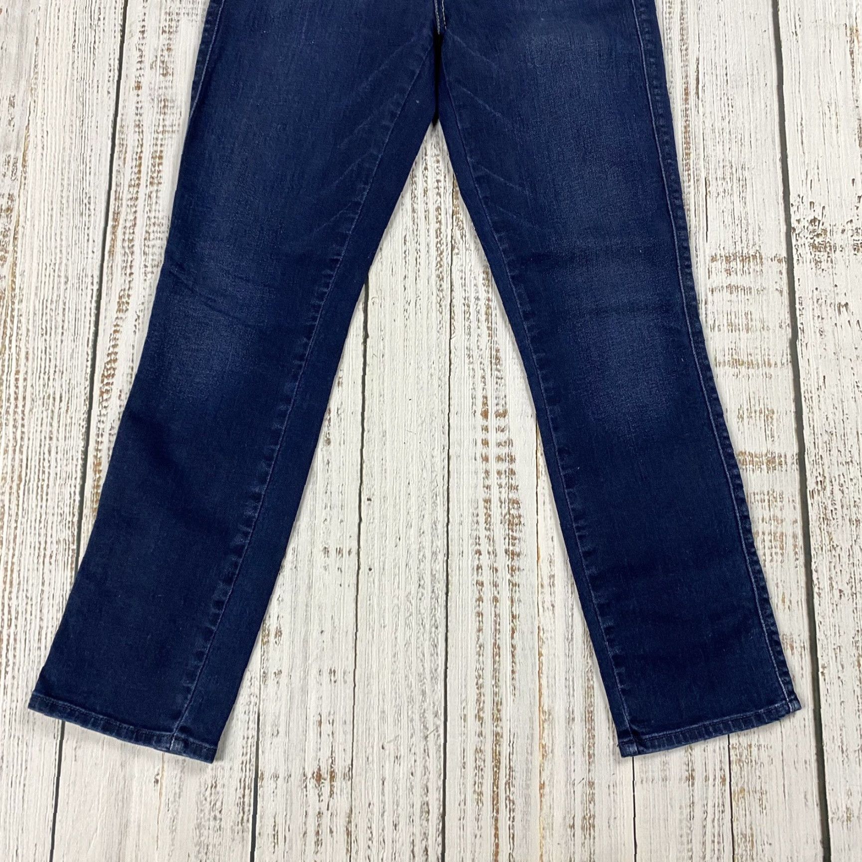 7 For All Mankind 7 For All Mankind Jeans Women 24 Blue Straight Denim Slim 5-Pocket Austyn Modern Classic Womens Size 42" / US 20 - 3 Thumbnail