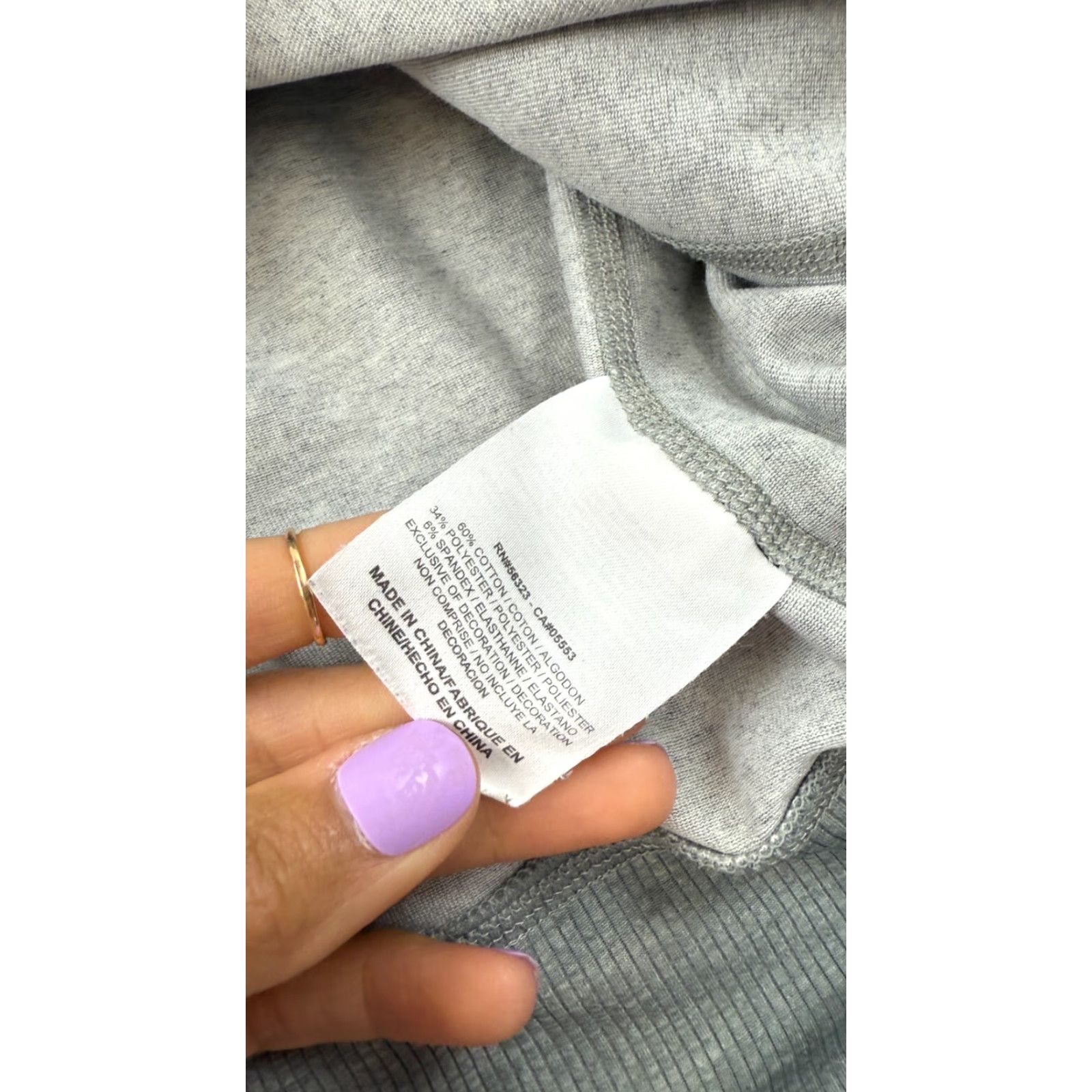 Nike Nike Sweatshirt Womens Small Gray Heather Dri Fit Ribbed Hem Cuff Long Sleeve Size S / US 4 / IT 40 - 3 Thumbnail