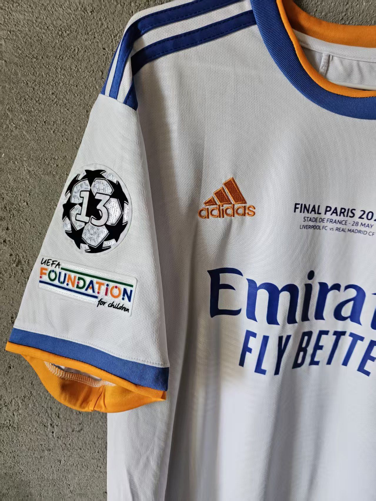 Other 2022 Real Madrid 10 Luka Modric Jersey Size US L / EU 52-54 / 3 - 4 Thumbnail