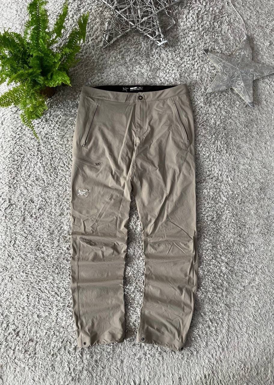 Arc'teryx Arc’teryx Pants Streetwear Gorpcore Outdoor Logo Rare Size US 30 / EU 46 - 1 Thumbnail