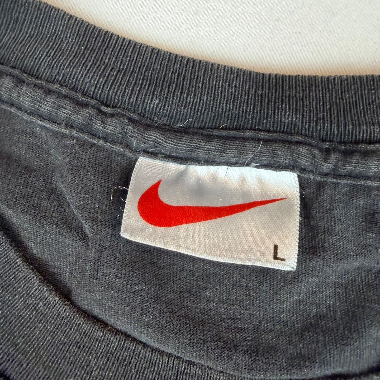 Nike Vintage Nike Athletics Script T-Shirt Black Size L Size L / US 10 / IT 46 - 3 Thumbnail