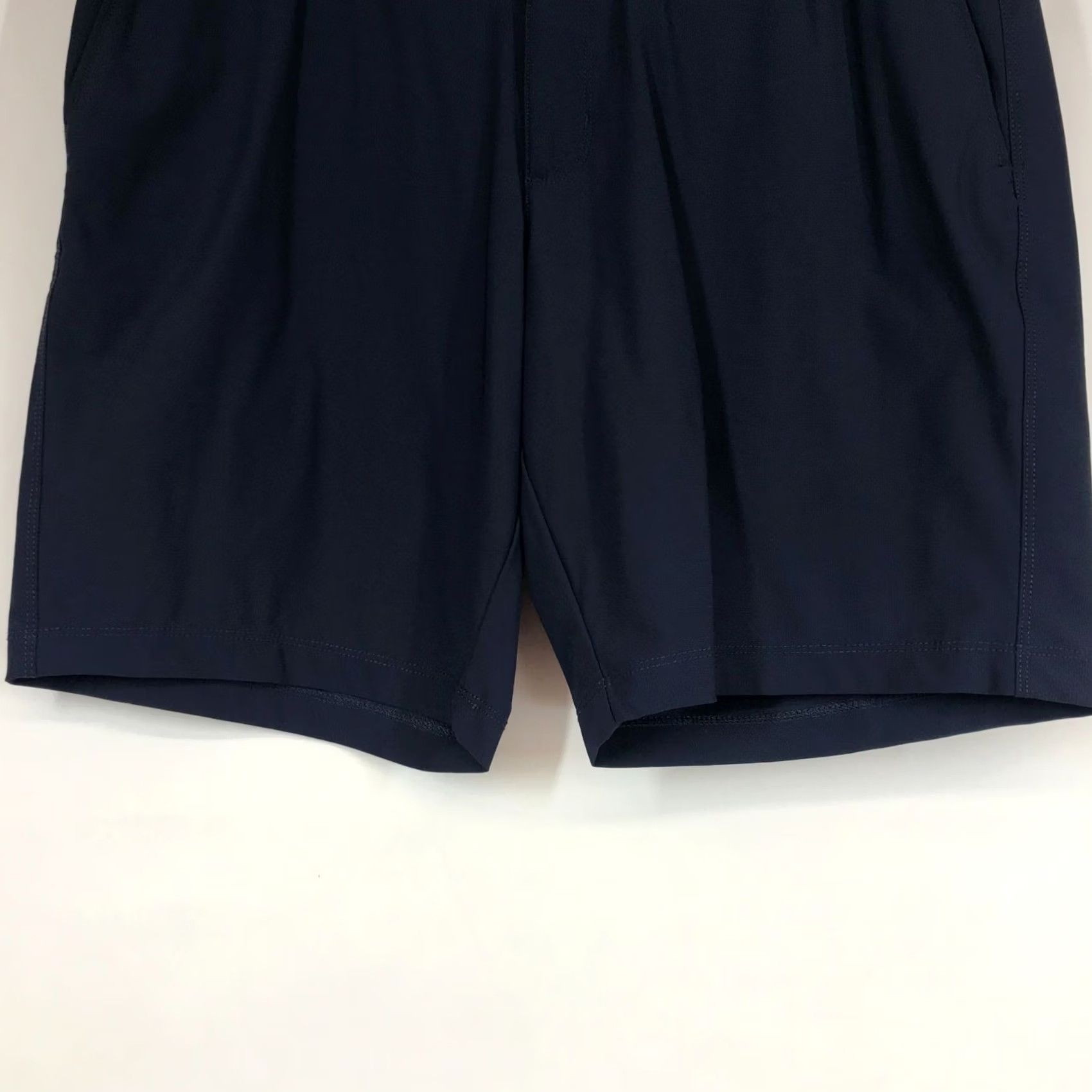 Vineyard Vines VINEYARD VINES MEN'S SHORTS 34 NAVY NYLON CASUAL Shorts Mens 34 NAVY Nylon Blend Short Size US 34 / EU 50 - 3 Thumbnail