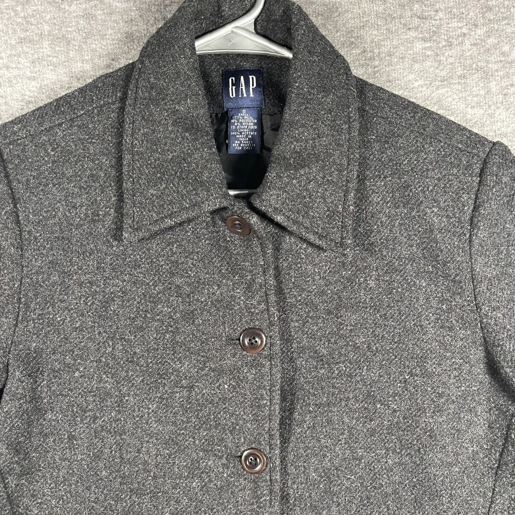 Gap GAP Jacket Womens Small Gray Wool Blend Lined Button Front Coat Pockets Size S / US 4 / IT 40 - 2 Thumbnail