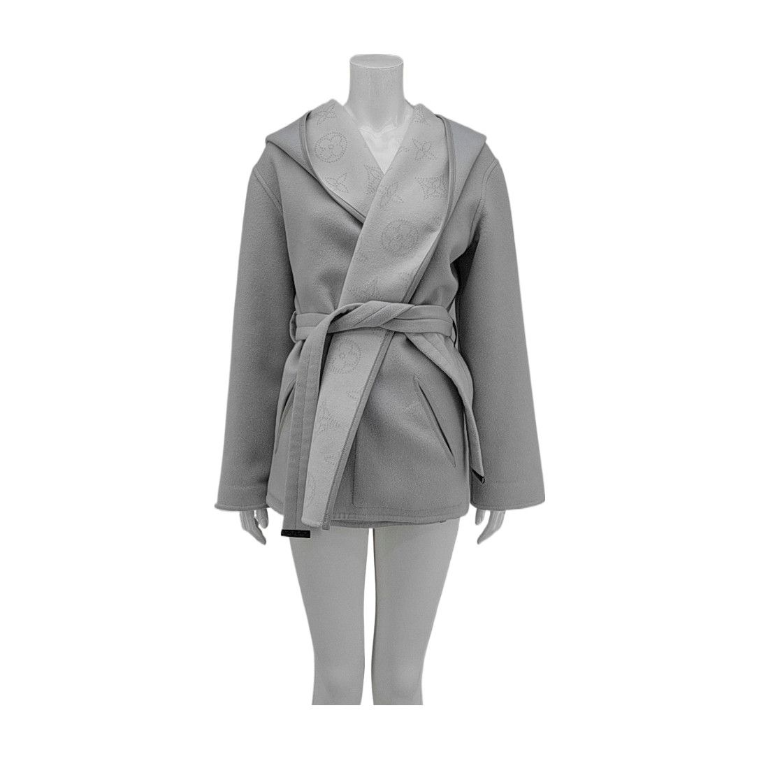 Louis Vuitton Louis Vuitton Monogram Hooded Coat Size FR 36 Size XS / US 0-2 / IT 36-38 - 1 Thumbnail