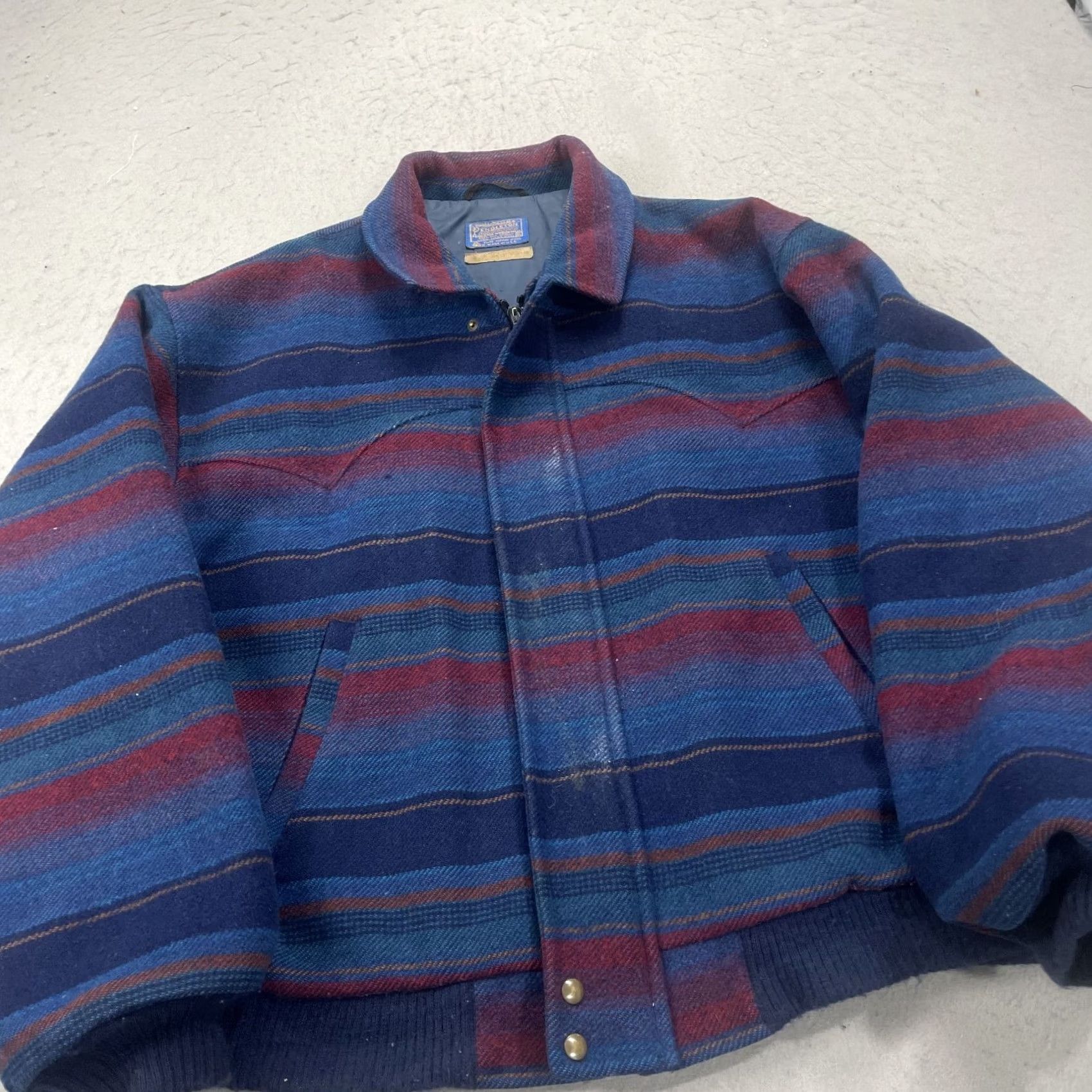 Pendleton VINTAGE Pendleton Jacket Mens XL Blue Red High Grade Western Wear Wool USA 70s Jacket Mens XL Blue Red Pendleton Western Wool USA 70s Size US XL / EU 56 / 4 - 4 Thumbnail