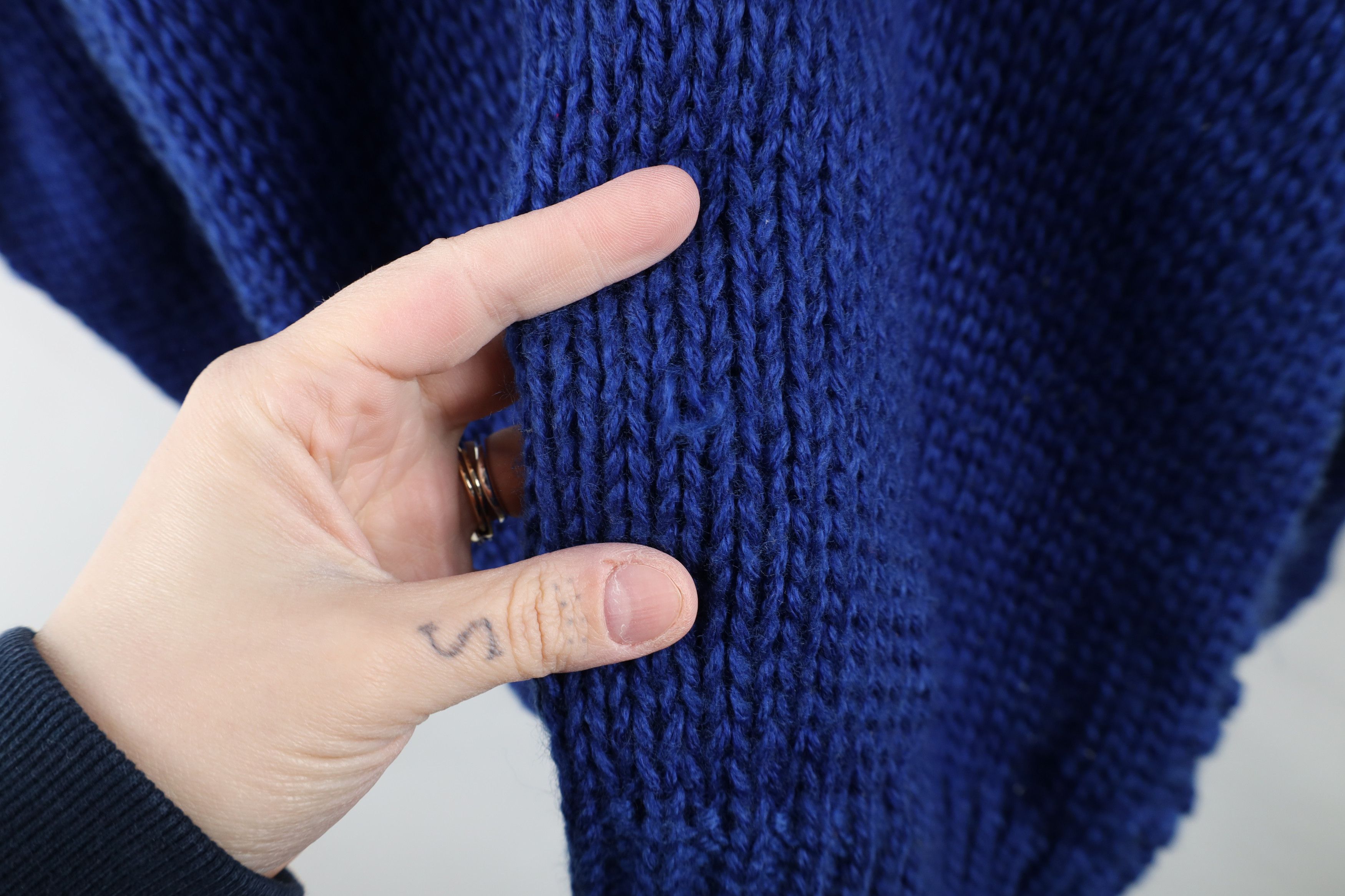 Vintage Vintage 90s Streetwear Textured Crochet Knit Sweater Blue Size US M / EU 48-50 / 2 - 10 Thumbnail