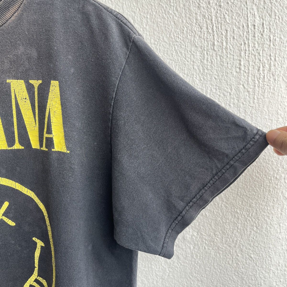 Nirvana VINTAGE Y2K NIRVANA GRUNGE KURT COBAIN SMILE ICON TSHIRT Size US M / EU 48-50 / 2 - 8 Thumbnail