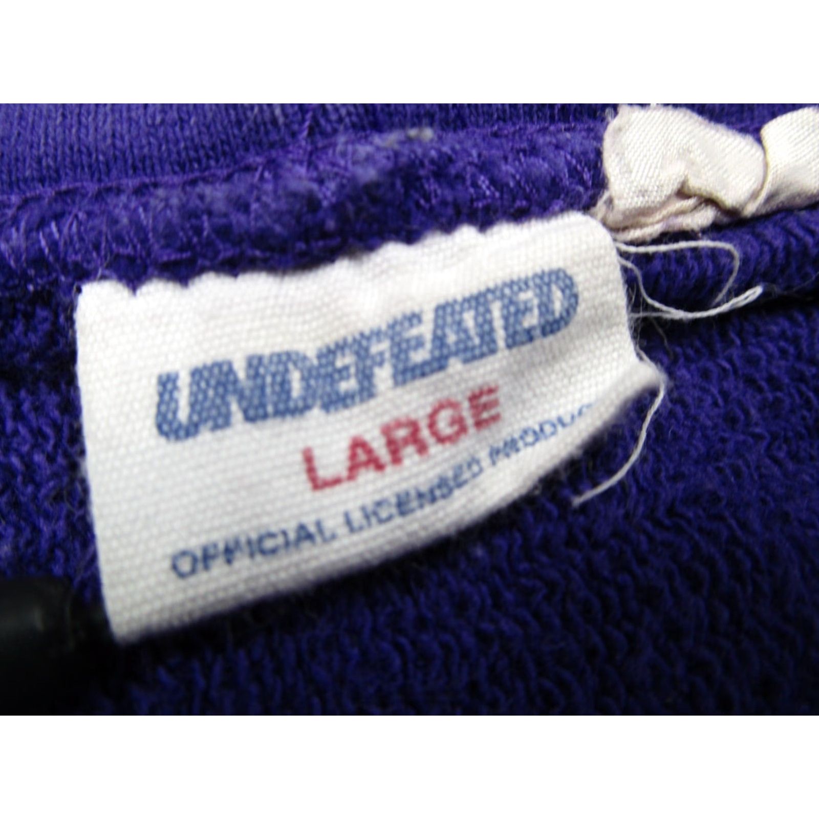 Undefeated VINTAGE UNDEFEATED Hoodie Mens Large Purple Full Zip Crest Logo Badge Heavyweight Size US L / EU 52-54 / 3 - 2 Thumbnail