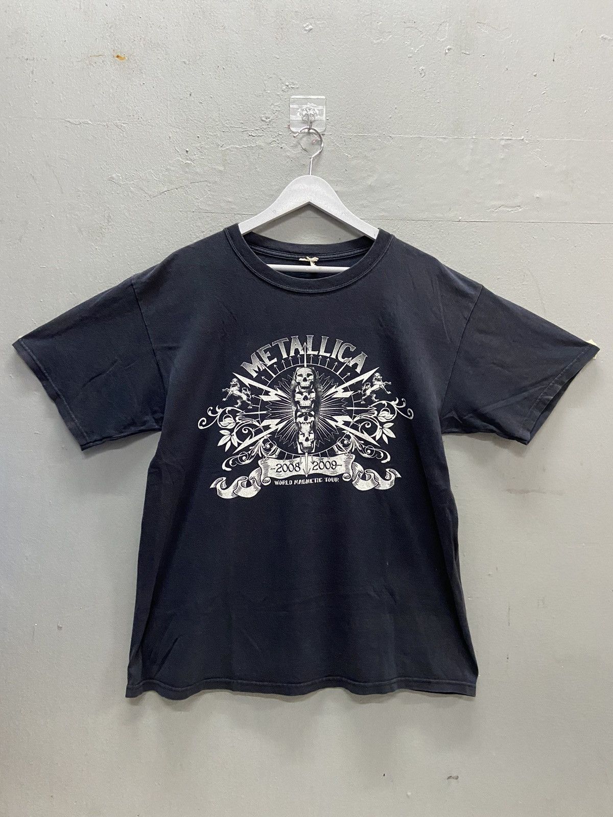 Band Tees × Vintage RARE 2002 Weezer Japan Tour Shirt | Grailed