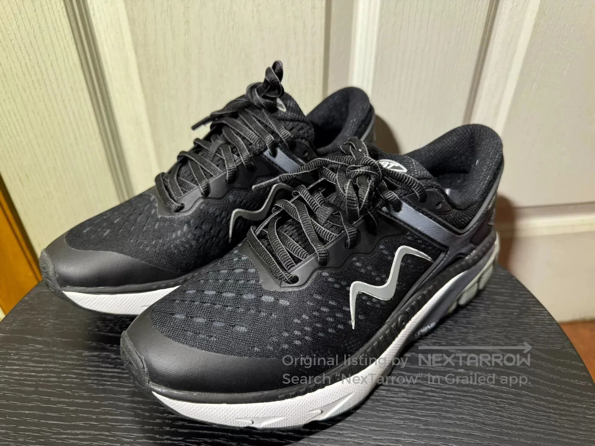 MBT MBT Men's Spring Autumn Running Shoes. Size US 7 / EU 40 - 1 Thumbnail