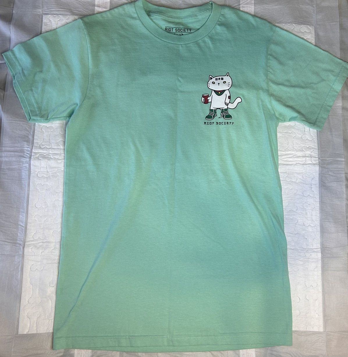 Riot Society Riot Society Lucky Cat Graphic Tee – Size S – Mint Green Size US S / EU 44-46 / 1 - 1 Thumbnail