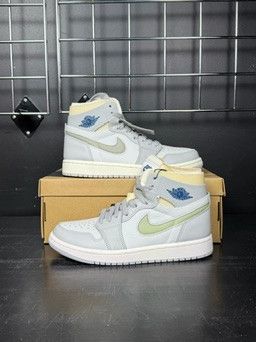 Jordan Brand Air Jordan 1 High Zoom Air CMFT "London" - Size 6 Size US 6 / EU 39 - 1 Thumbnail