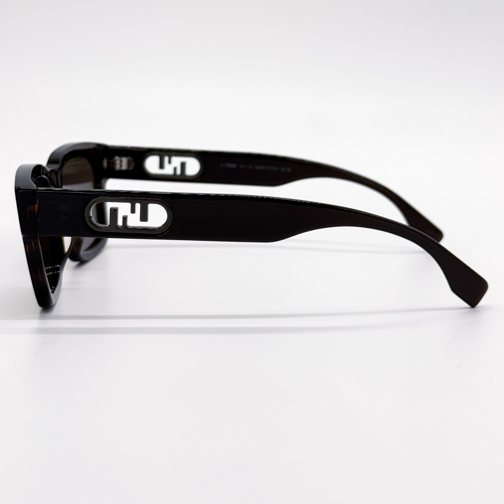 Fendi NEW FENDI SUNGLASSES FE40107I 52E HAVANA UNISEX EYEWEAR Size ONE SIZE - 7 Thumbnail