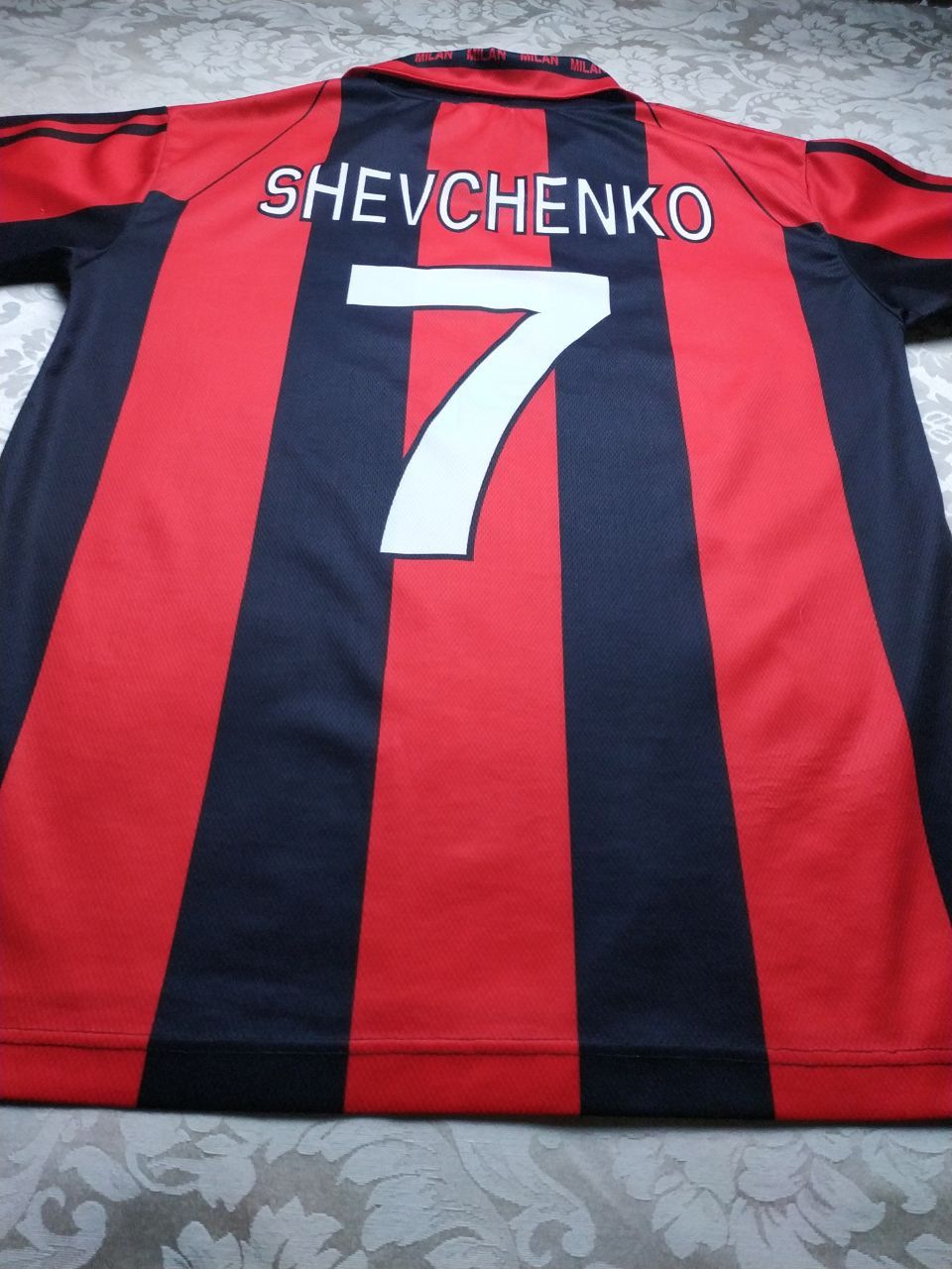 Vintage 🔥Vintage AC Milan Shevchenko football Soccer jersey Size US L / EU 52-54 / 3 - 6 Thumbnail