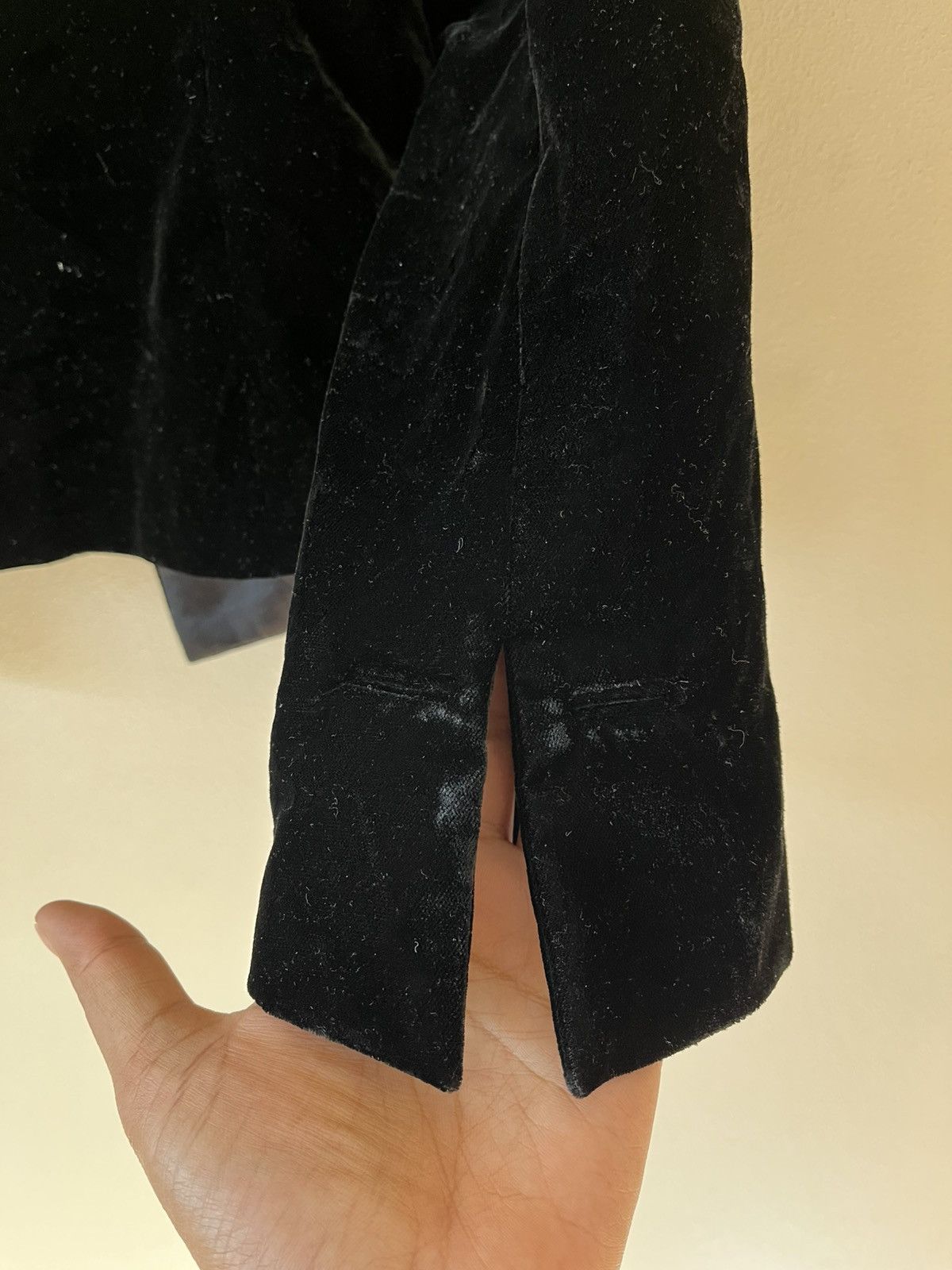 Designer × Louis Feraud Louis Feraud Velvet Blazer Size M / US 6-8 / IT 42-44 - 9 Thumbnail