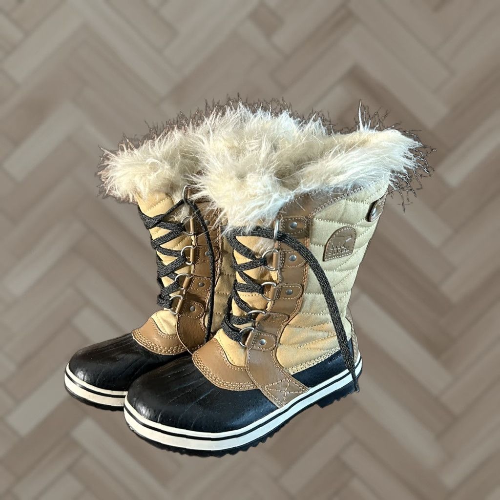 SOREL Sorel Tofino Snow Boot Women's Lace Up Waterproof Faux Fur Curry Fawn Beige 4 US Size US 4 / IT 34 - 1 Thumbnail