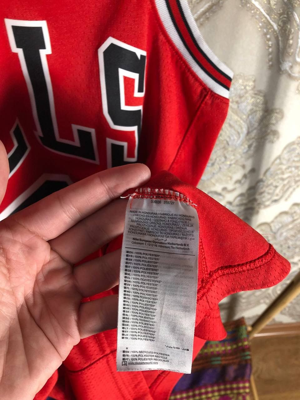 Nike VINTAGE NIKE CHICAGO BULLS RETRO NBA JERSEY BASKETBALL 90s Size US M / EU 48-50 / 2 - 5 Thumbnail