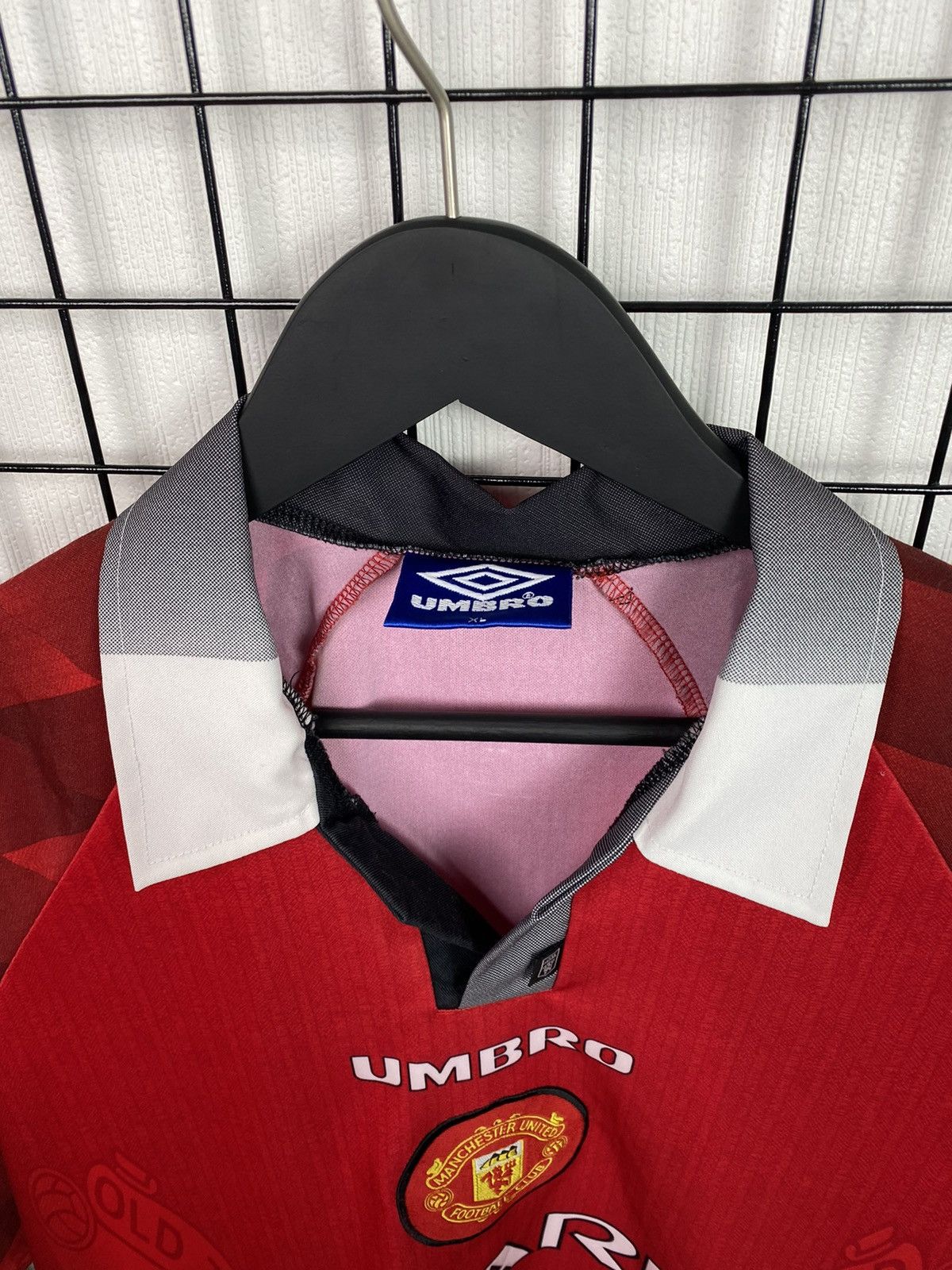 Umbro × Vintage Vintage Umbro Manchester United 1996-98 Soccer Jersey Sharp Size US XL / EU 56 / 4 - 11 Thumbnail