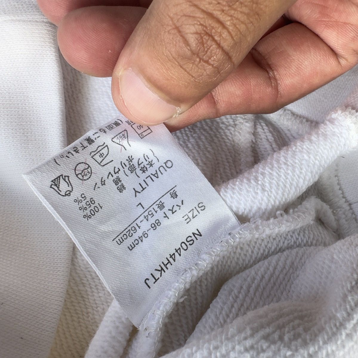 Japanese Brand VINTAGE HELLO KITTY X BOBSON WHITE ZIPPER SWEATSHIRT Size US XS / EU 42 / 0 - 12 Thumbnail