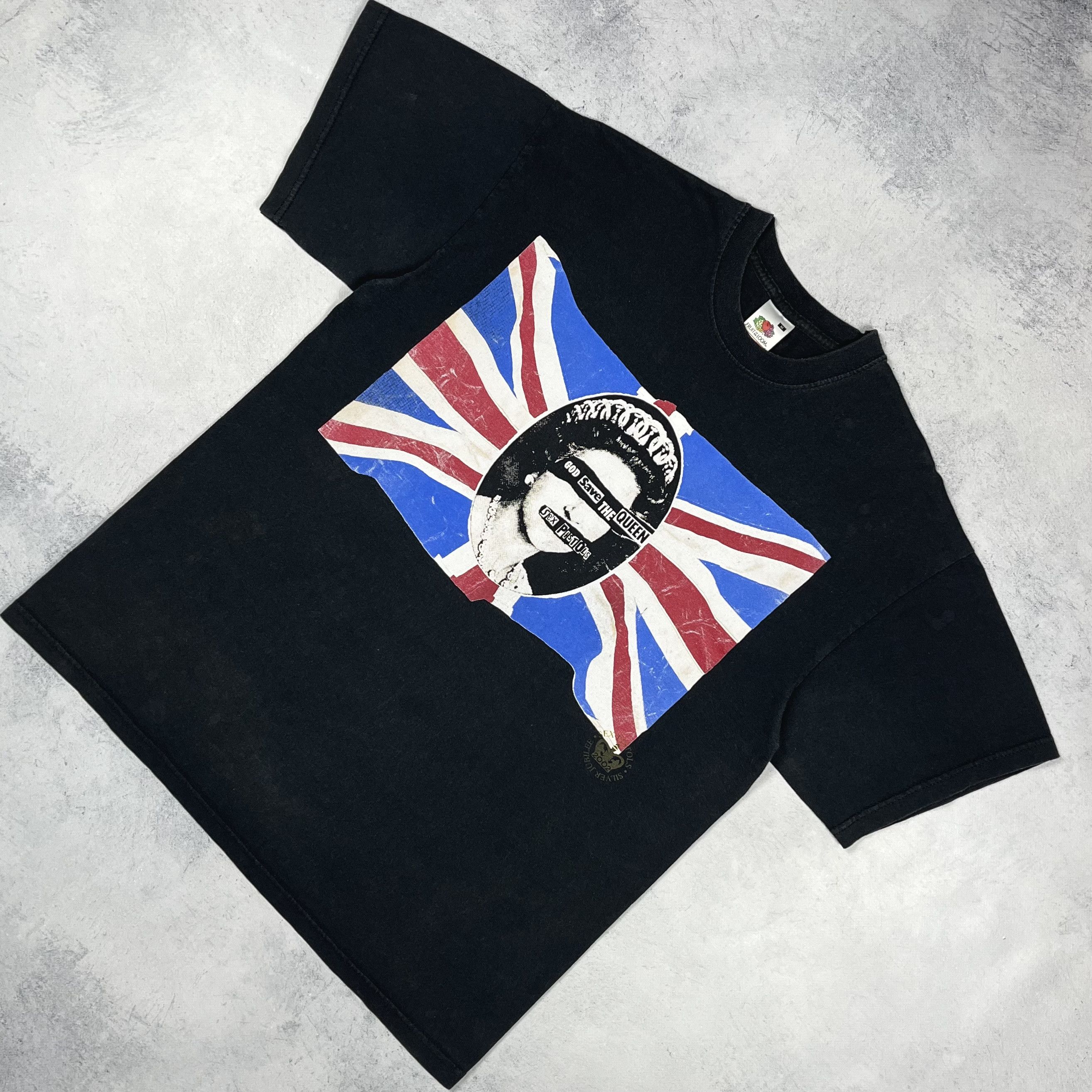 Band Tees Vintage Sex Pistols “God Save The Queen” Band T Shirt 2002 Size US M / EU 48-50 / 2 - 1 Thumbnail