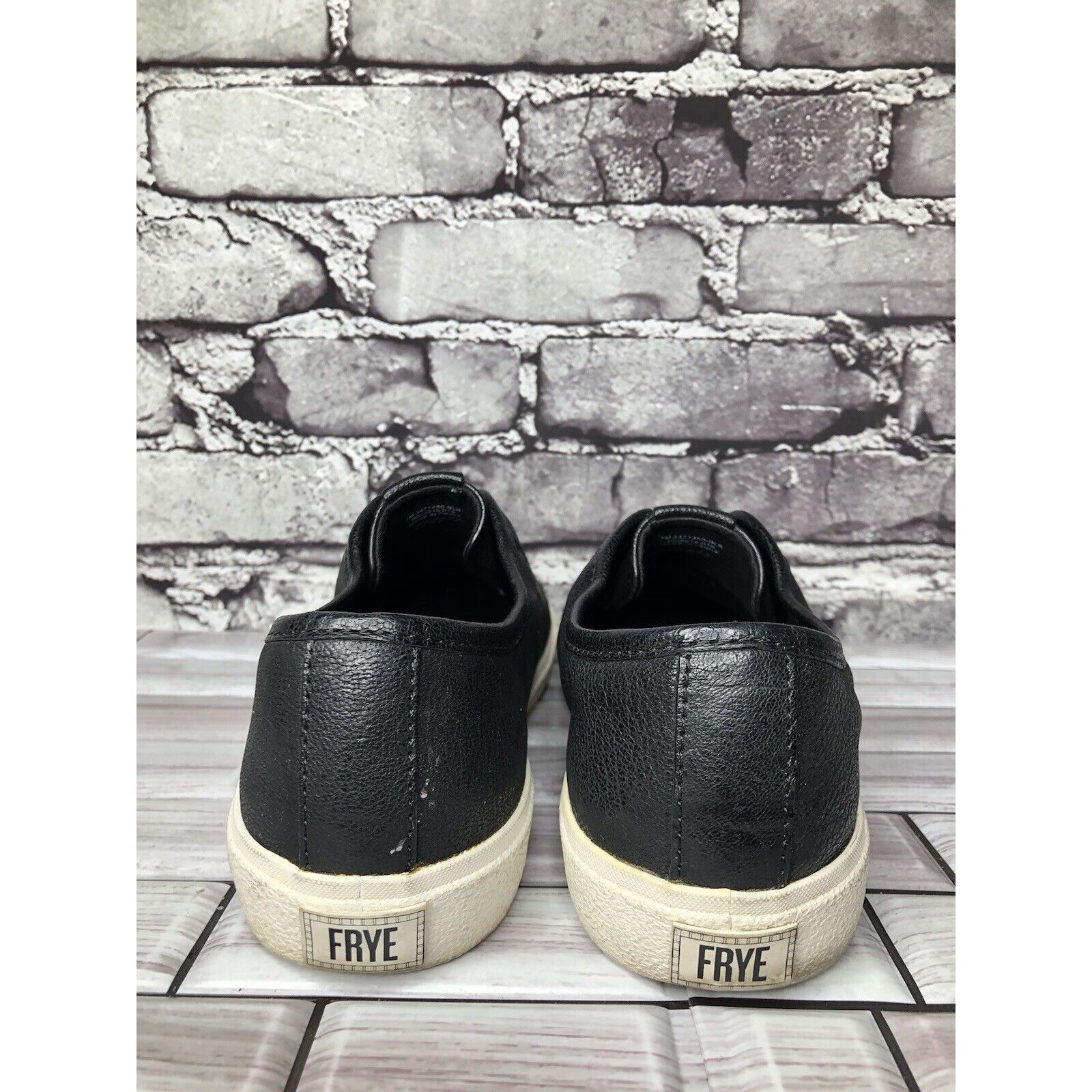 Frye Frye Black Leather Slip On Comfort Casual Sneakers Shoes Wom Size US 7 / IT 37 - 4 Thumbnail