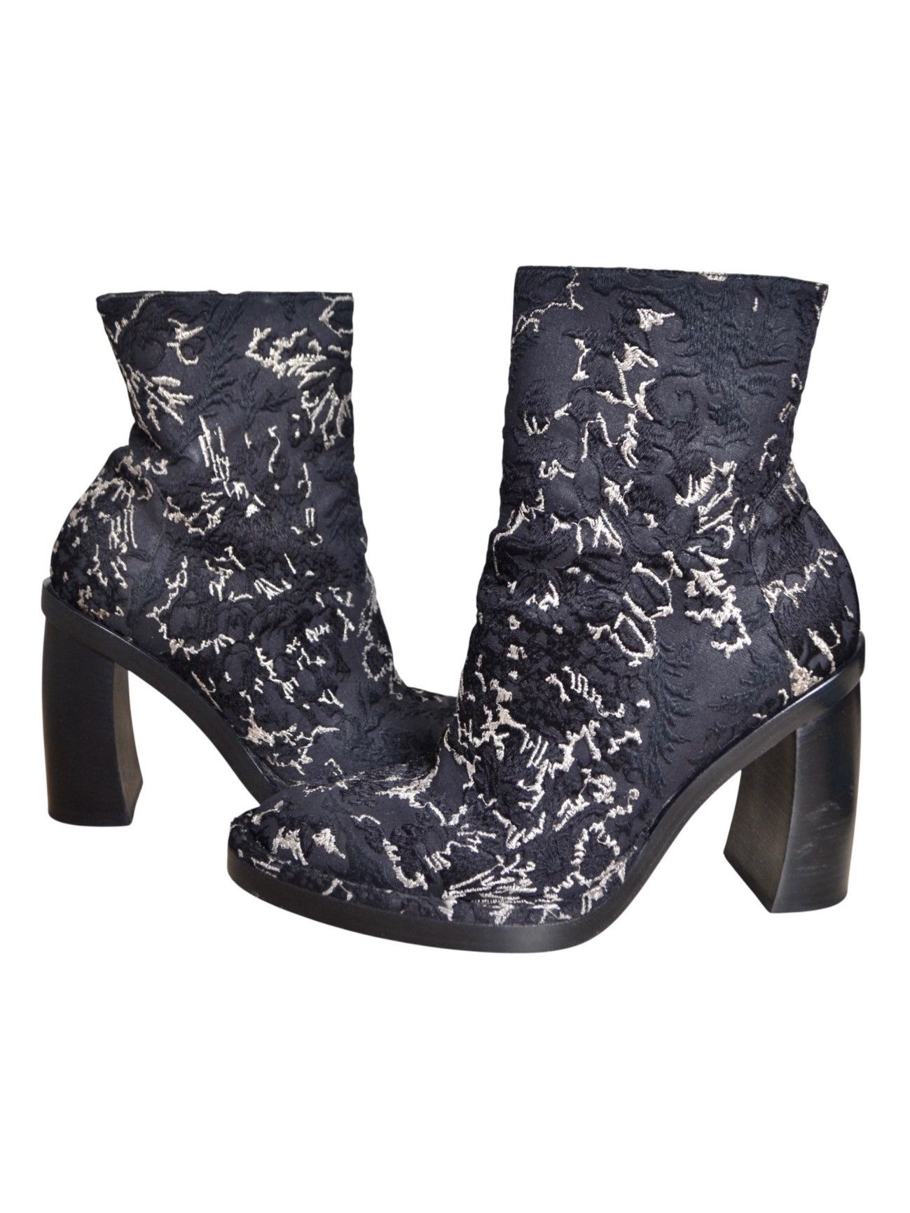 Ann Demeulemeester SS15 Ann Demeulemeester Embroidered Ankle Boots Size US 9 / IT 39 - 1 Thumbnail