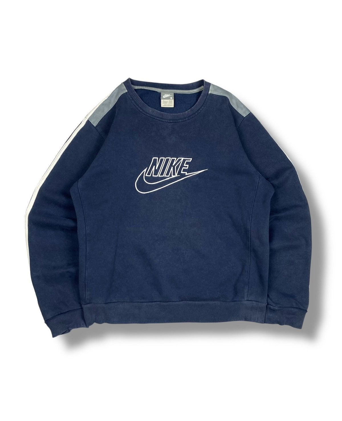 Vintage Nike Swoosh Embroidered Logo Crewneck Sweatshirt