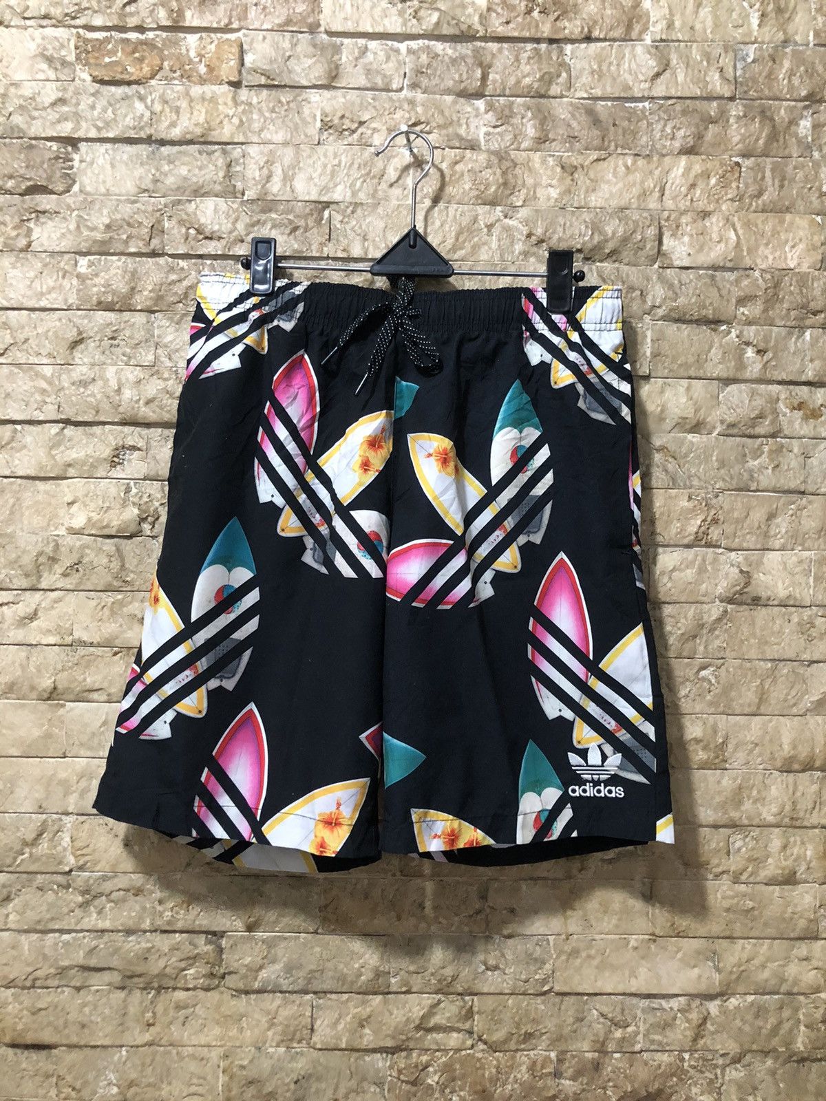 Adidas × Pharrell Adidas X Pharrell Williams Surf Shorts Size US 31 - 1 Thumbnail