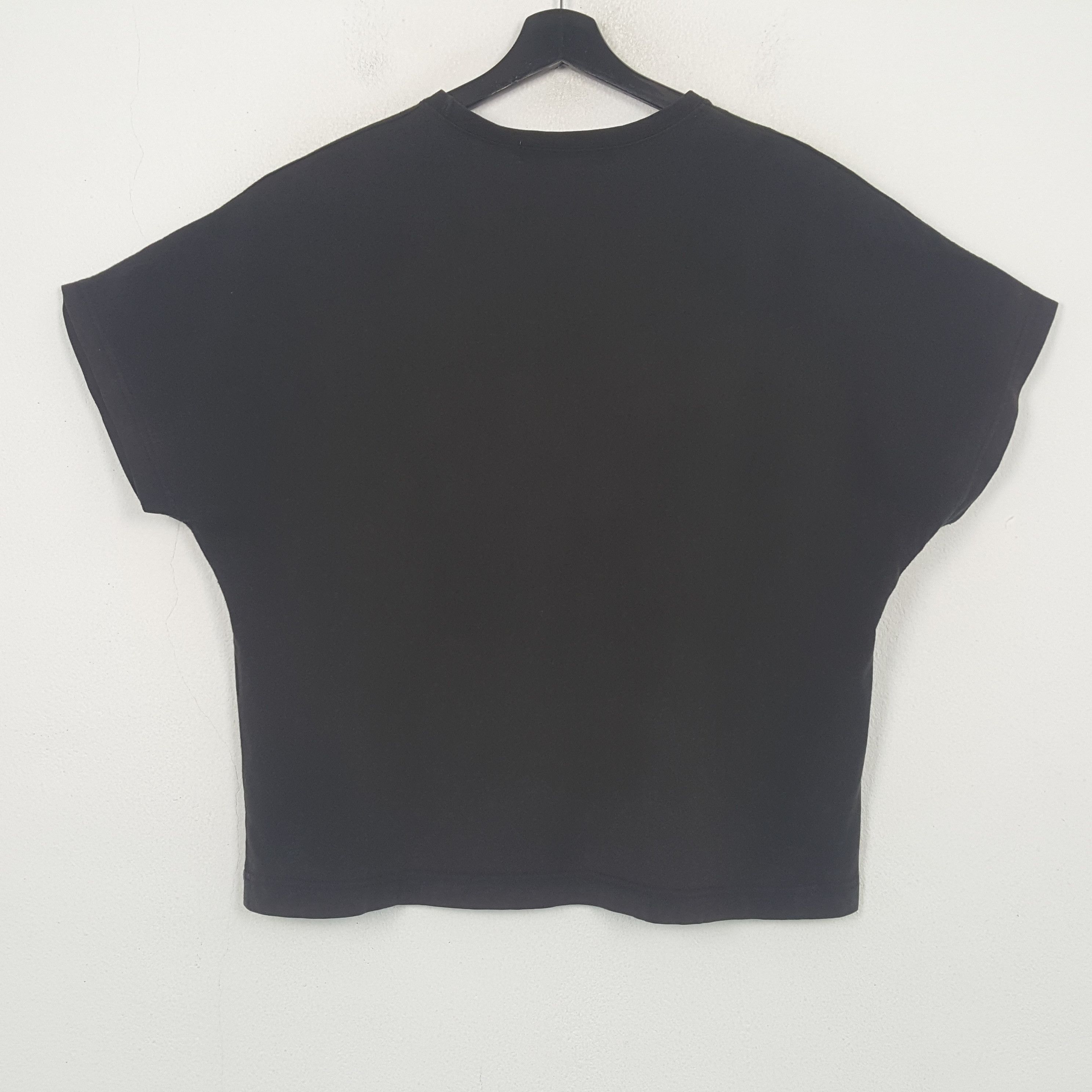 Ne-Net Ne-Net by Issey Miyake Designer Tshirt C294N46 Size US XL / EU 56 / 4 - 3 Thumbnail