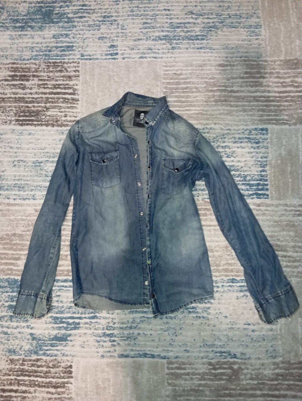 Philipp Plein Philipp Plein Denim Shirt Skulls Embossed Size US S / EU 44-46 / 1 - 6 Thumbnail