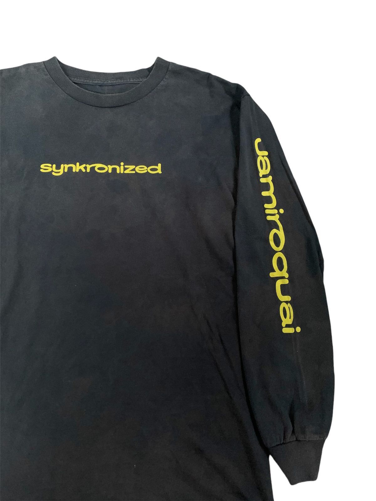 Band Tees Vintage 90s Jamiroquai Synkronized Long Sleeve Tee Size US L / EU 52-54 / 3 - 2 Thumbnail