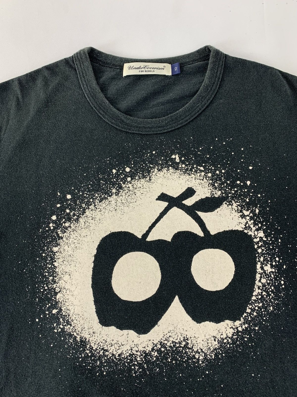 Undercover Undercoverism For Rebel Apple Logo Printed T-shirt Size US M / EU 48-50 / 2 - 3 Thumbnail