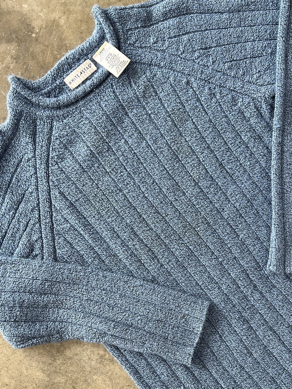 Vintage Vintage White Stag Knit Blue Woven Sweater W Medium Size M / US 6-8 / IT 42-44 - 1 Thumbnail